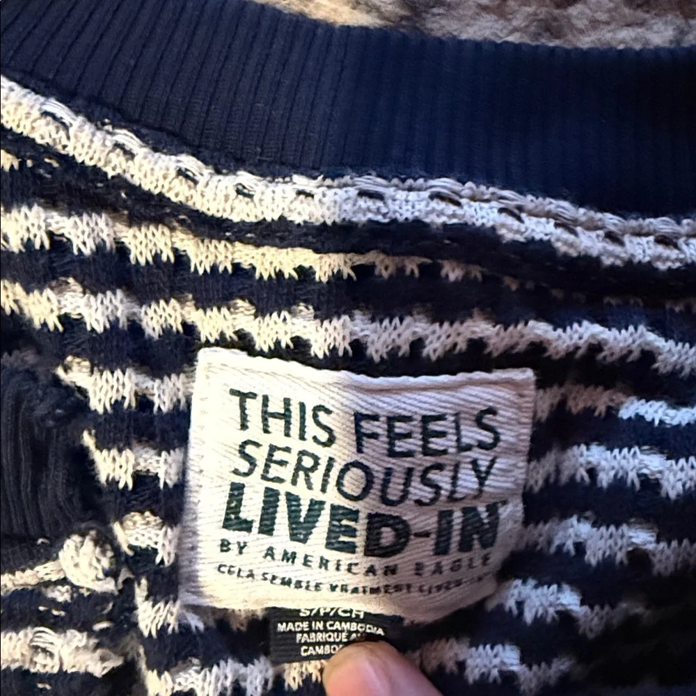 Aerie sweater - Picture 2 of 2